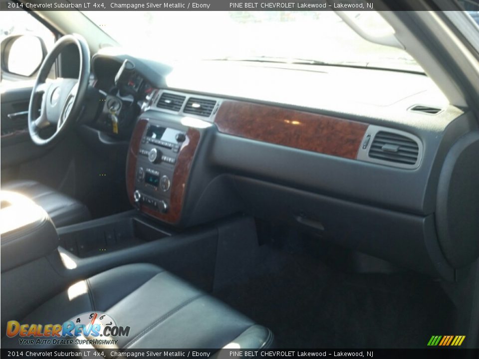 2014 Chevrolet Suburban LT 4x4 Champagne Silver Metallic / Ebony Photo #7