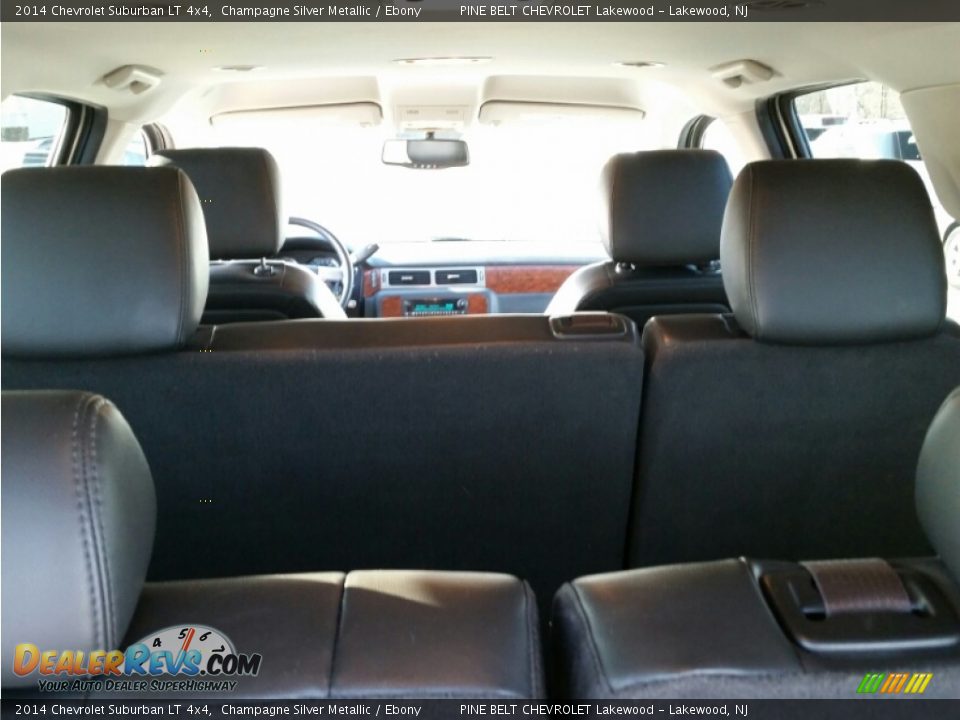 2014 Chevrolet Suburban LT 4x4 Champagne Silver Metallic / Ebony Photo #10