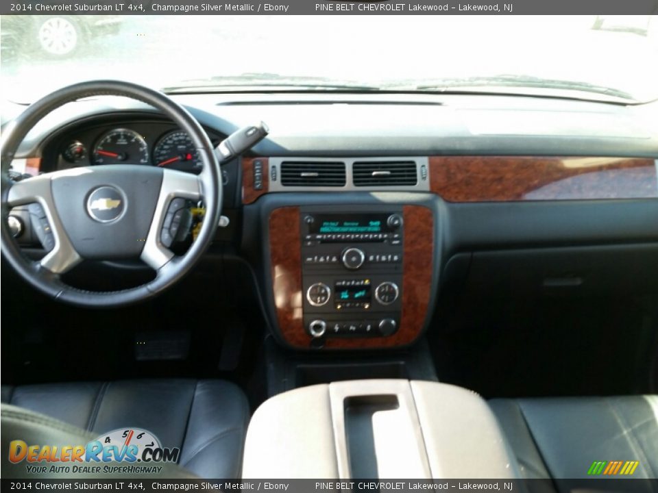 2014 Chevrolet Suburban LT 4x4 Champagne Silver Metallic / Ebony Photo #14
