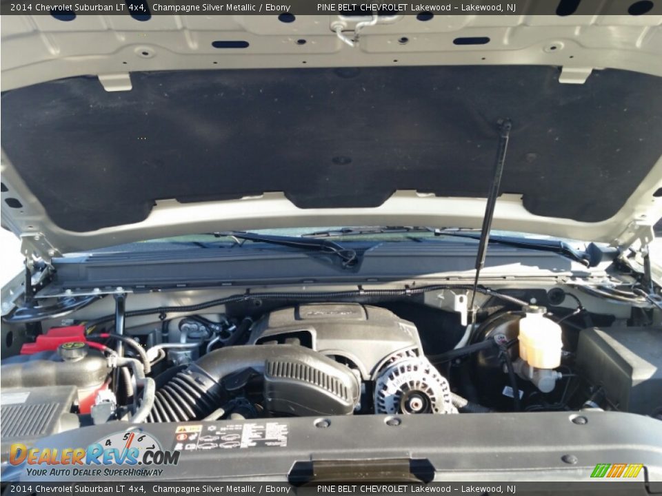 2014 Chevrolet Suburban LT 4x4 Champagne Silver Metallic / Ebony Photo #25