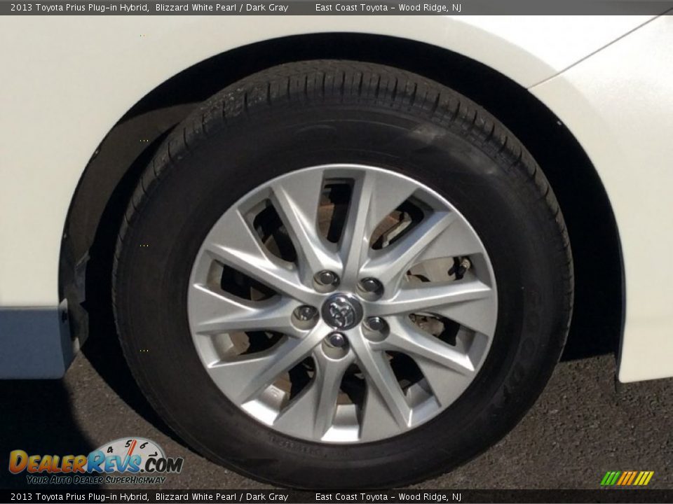 2013 Toyota Prius Plug-in Hybrid Wheel Photo #26