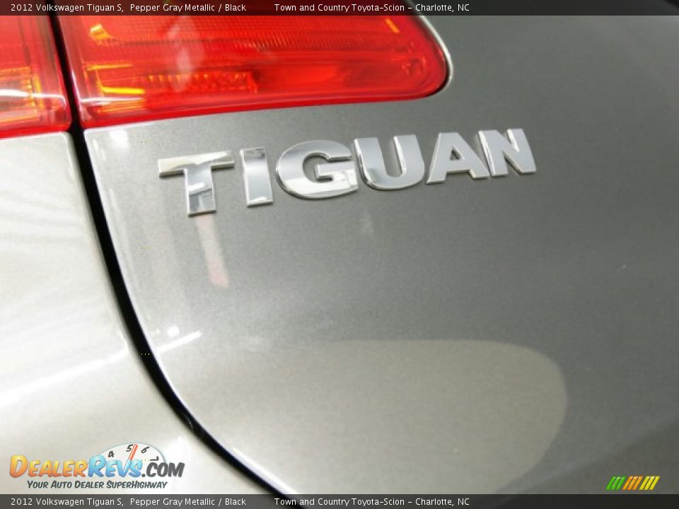 2012 Volkswagen Tiguan S Pepper Gray Metallic / Black Photo #18