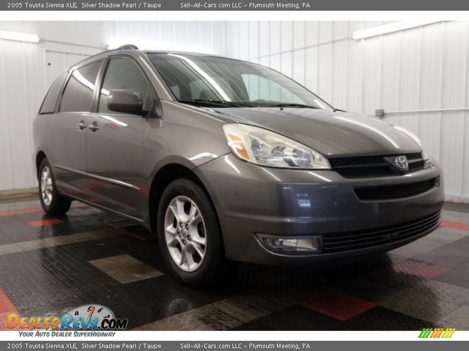 2005 Toyota Sienna XLE Silver Shadow Pearl / Taupe Photo #5