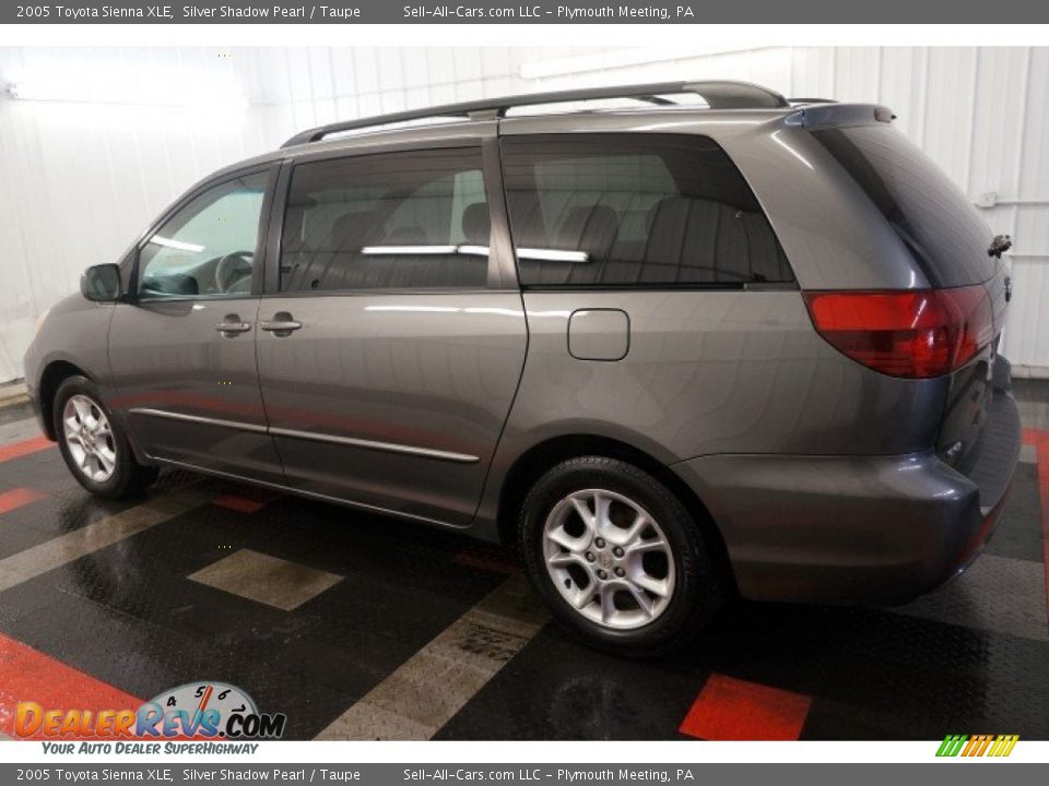 2005 Toyota Sienna XLE Silver Shadow Pearl / Taupe Photo #11