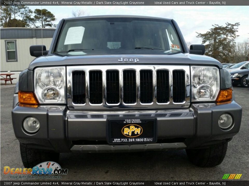 2007 Jeep Commander Limited 4x4 Mineral Gray Metallic / Dark Slate Gray/Light Graystone Photo #4