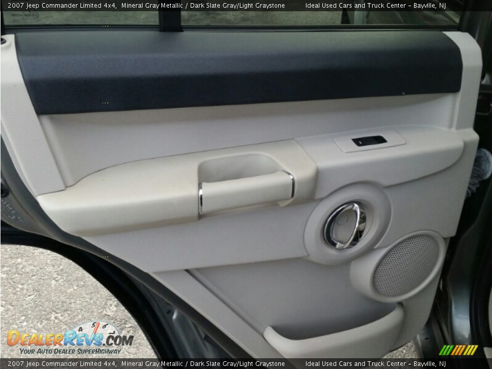 2007 Jeep Commander Limited 4x4 Mineral Gray Metallic / Dark Slate Gray/Light Graystone Photo #20