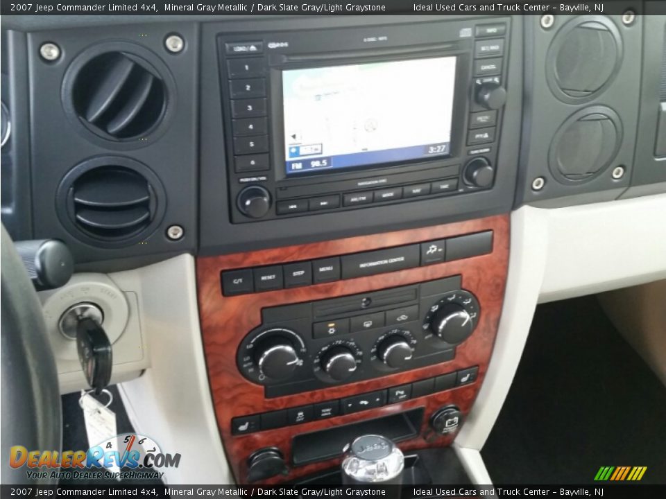 2007 Jeep Commander Limited 4x4 Mineral Gray Metallic / Dark Slate Gray/Light Graystone Photo #30
