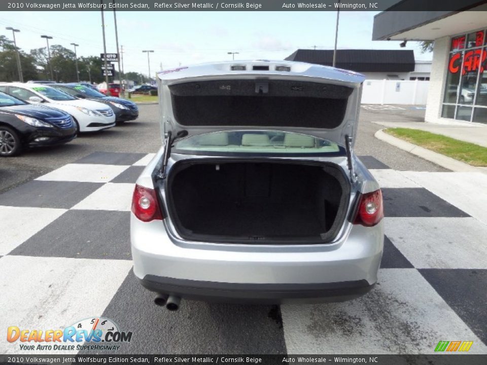 2010 Volkswagen Jetta Wolfsburg Edition Sedan Reflex Silver Metallic / Cornsilk Beige Photo #5