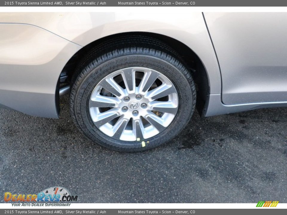 2015 Toyota Sienna Limited AWD Silver Sky Metallic / Ash Photo #10