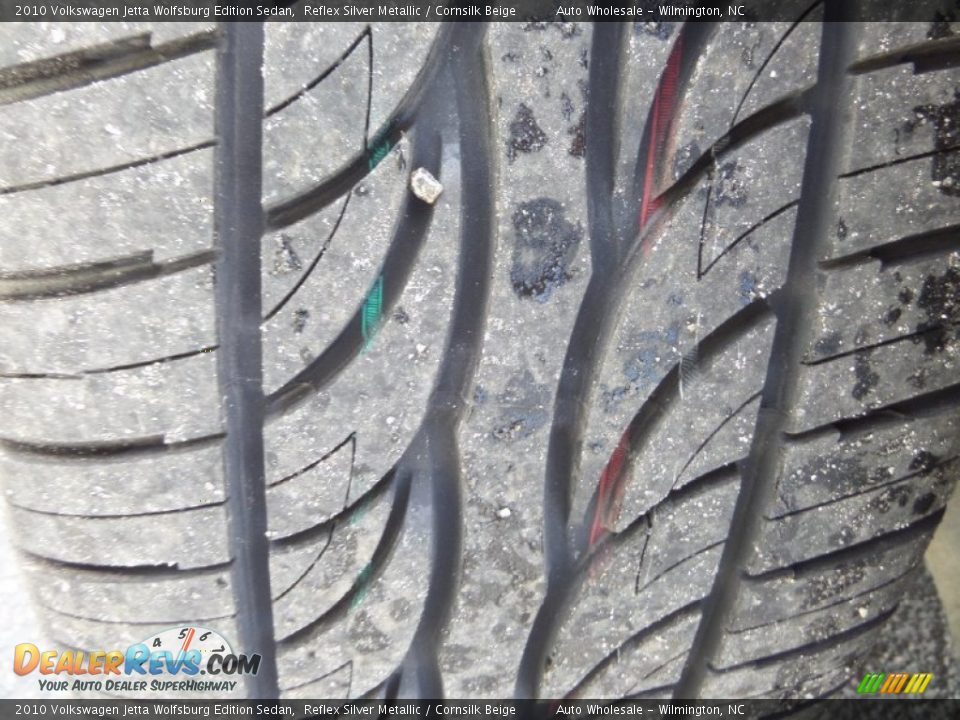 2010 Volkswagen Jetta Wolfsburg Edition Sedan Reflex Silver Metallic / Cornsilk Beige Photo #9