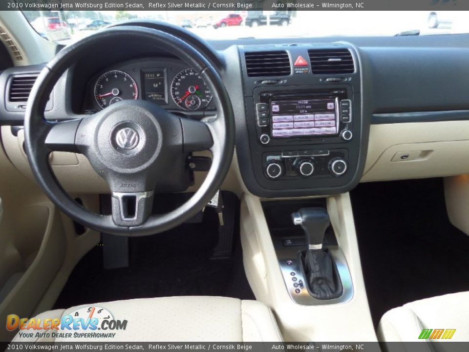 2010 Volkswagen Jetta Wolfsburg Edition Sedan Reflex Silver Metallic / Cornsilk Beige Photo #15