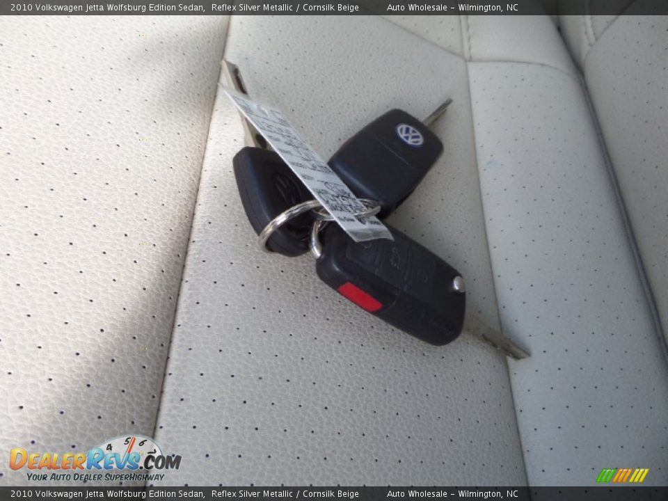 2010 Volkswagen Jetta Wolfsburg Edition Sedan Reflex Silver Metallic / Cornsilk Beige Photo #20
