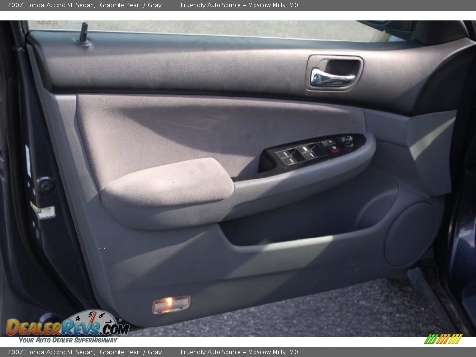 2007 Honda Accord SE Sedan Graphite Pearl / Gray Photo #10