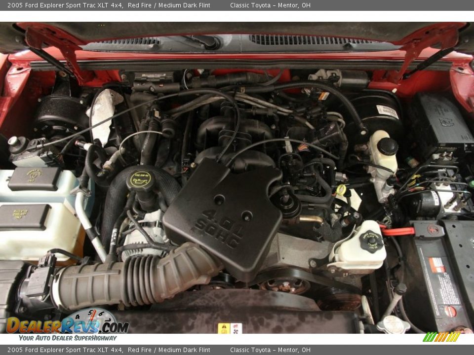 2005 Ford Explorer Sport Trac XLT 4x4 Red Fire / Medium Dark Flint Photo #15