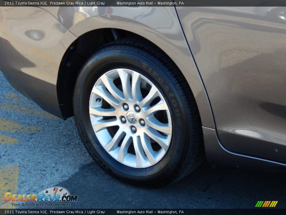 2011 Toyota Sienna XLE Predawn Gray Mica / Light Gray Photo #3