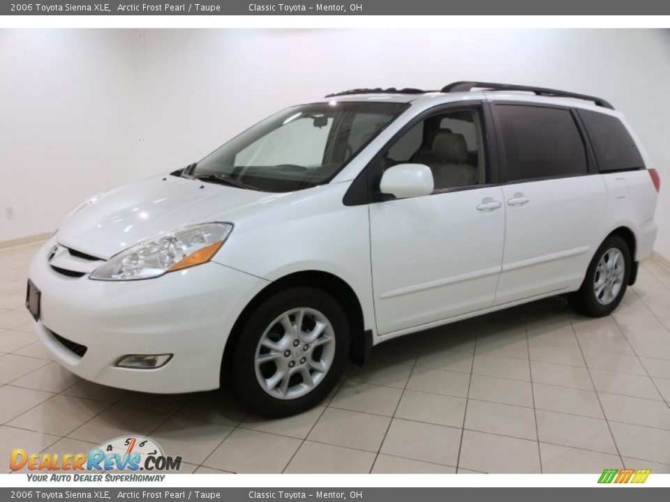 2006 Toyota Sienna XLE Arctic Frost Pearl / Taupe Photo #3