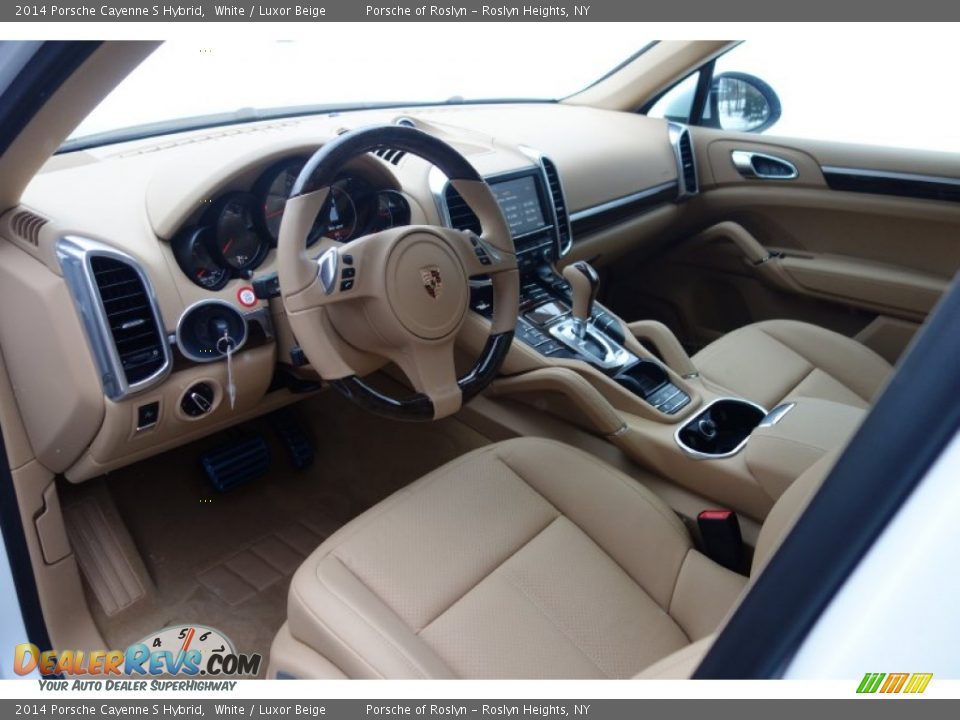 Luxor Beige Interior - 2014 Porsche Cayenne S Hybrid Photo #10