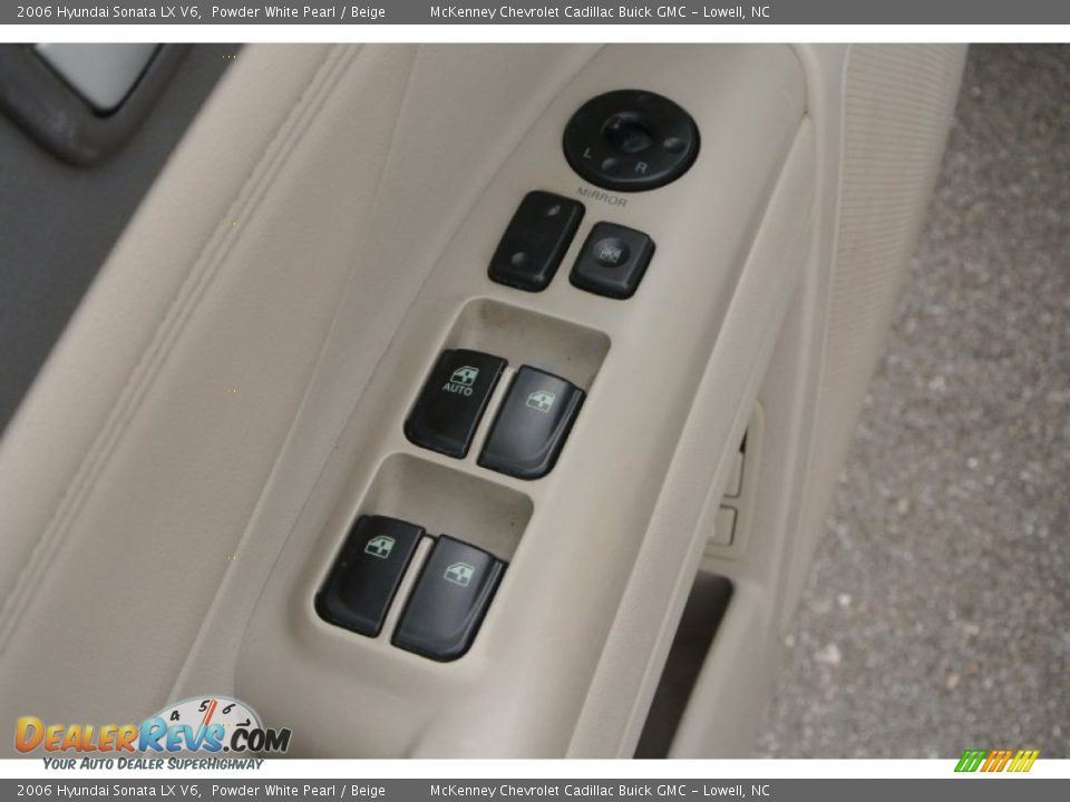 2006 Hyundai Sonata LX V6 Powder White Pearl / Beige Photo #12