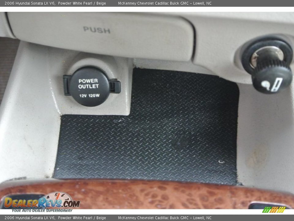 2006 Hyundai Sonata LX V6 Powder White Pearl / Beige Photo #16