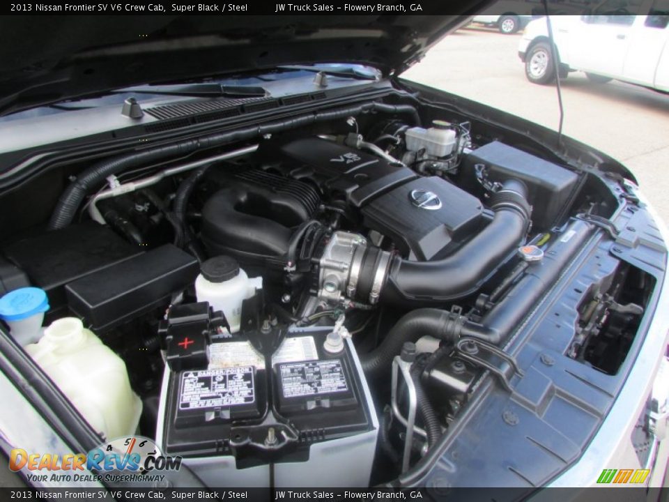 2013 Nissan Frontier SV V6 Crew Cab Super Black / Steel Photo #11