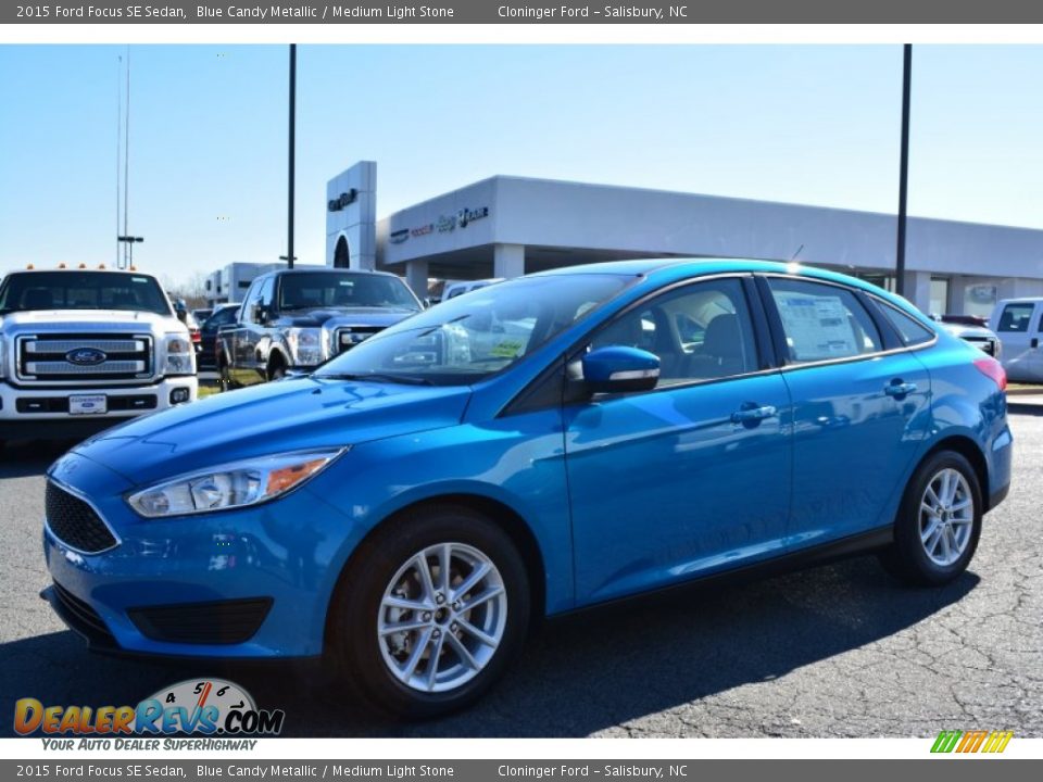 2015 Ford Focus SE Sedan Blue Candy Metallic / Medium Light Stone Photo #3