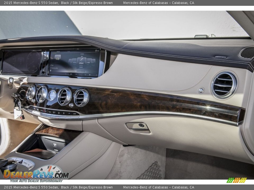 2015 Mercedes-Benz S 550 Sedan Black / Silk Beige/Espresso Brown Photo #8