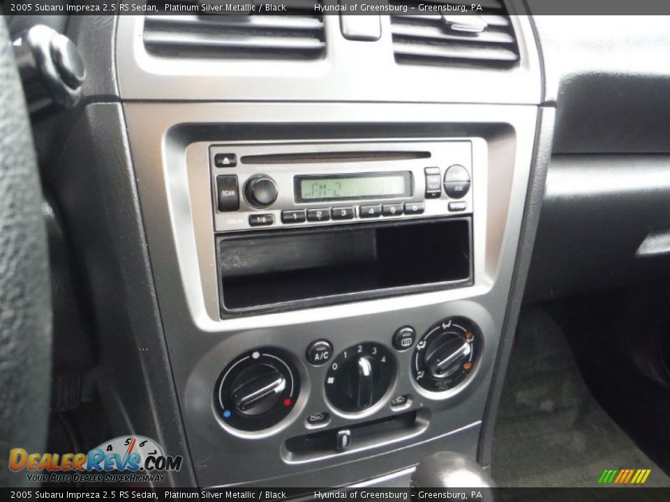 2005 Subaru Impreza 2.5 RS Sedan Platinum Silver Metallic / Black Photo #13