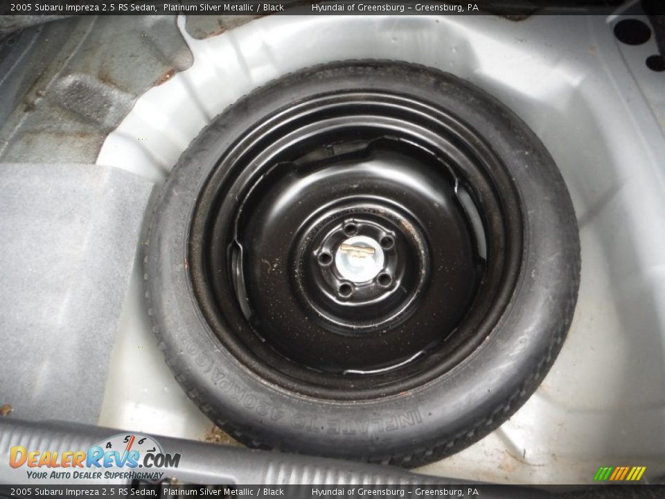 2005 Subaru Impreza 2.5 RS Sedan Platinum Silver Metallic / Black Photo #20