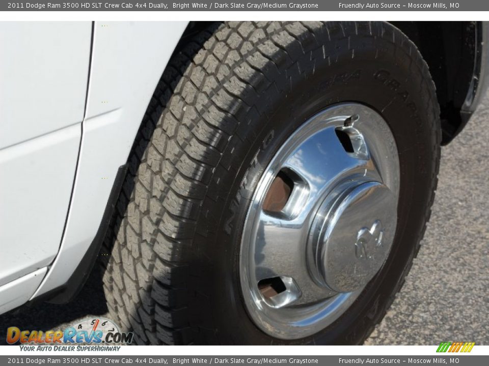 2011 Dodge Ram 3500 HD SLT Crew Cab 4x4 Dually Bright White / Dark Slate Gray/Medium Graystone Photo #11