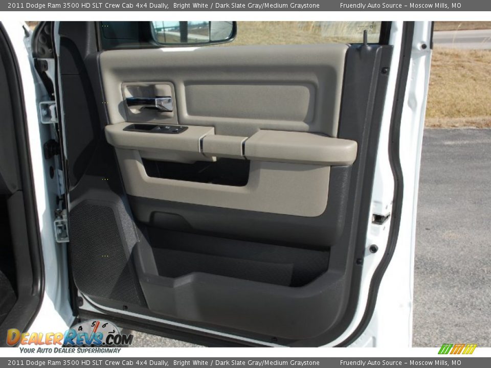 2011 Dodge Ram 3500 HD SLT Crew Cab 4x4 Dually Bright White / Dark Slate Gray/Medium Graystone Photo #13
