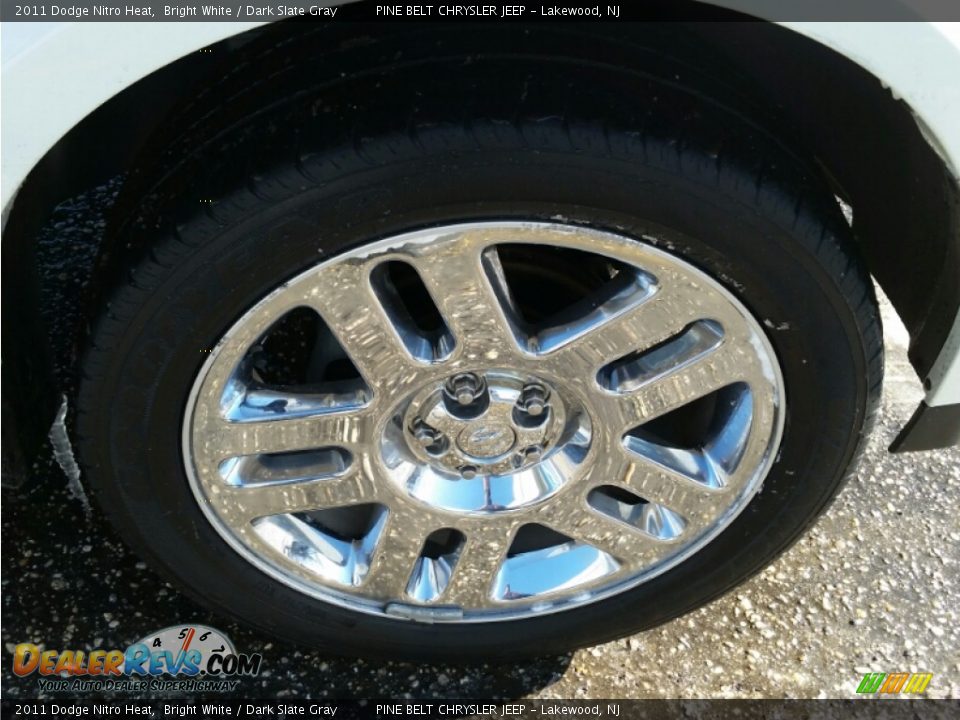 2011 Dodge Nitro Heat Bright White / Dark Slate Gray Photo #4
