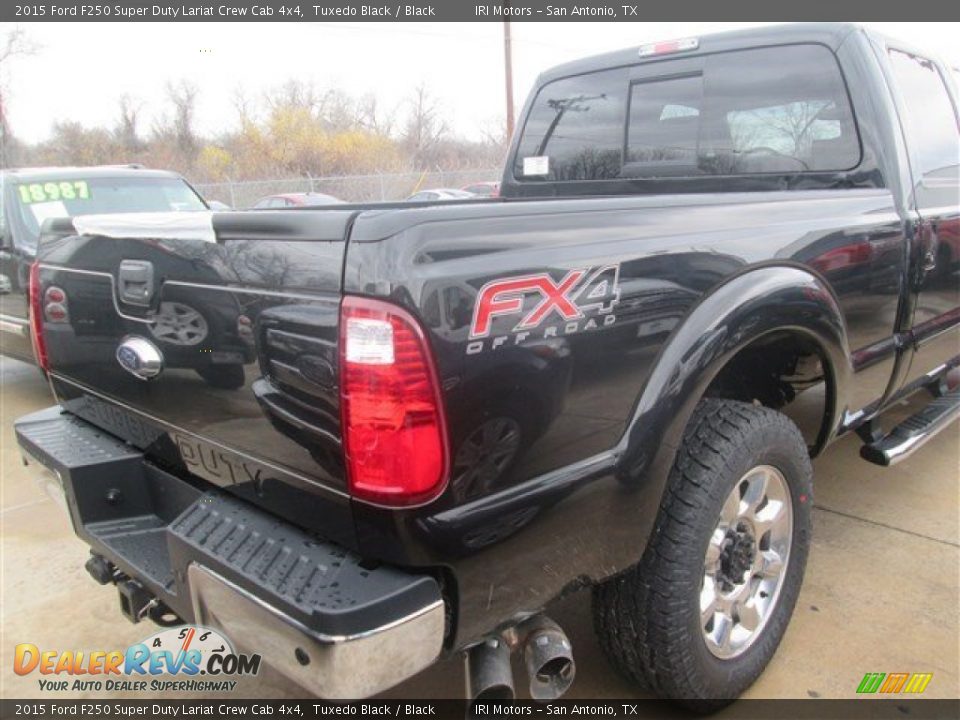 2015 Ford F250 Super Duty Lariat Crew Cab 4x4 Tuxedo Black / Black Photo #13