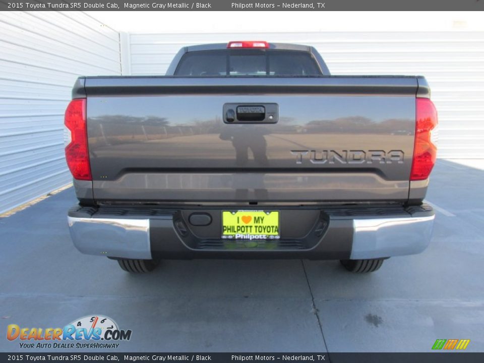 2015 Toyota Tundra SR5 Double Cab Magnetic Gray Metallic / Black Photo #5