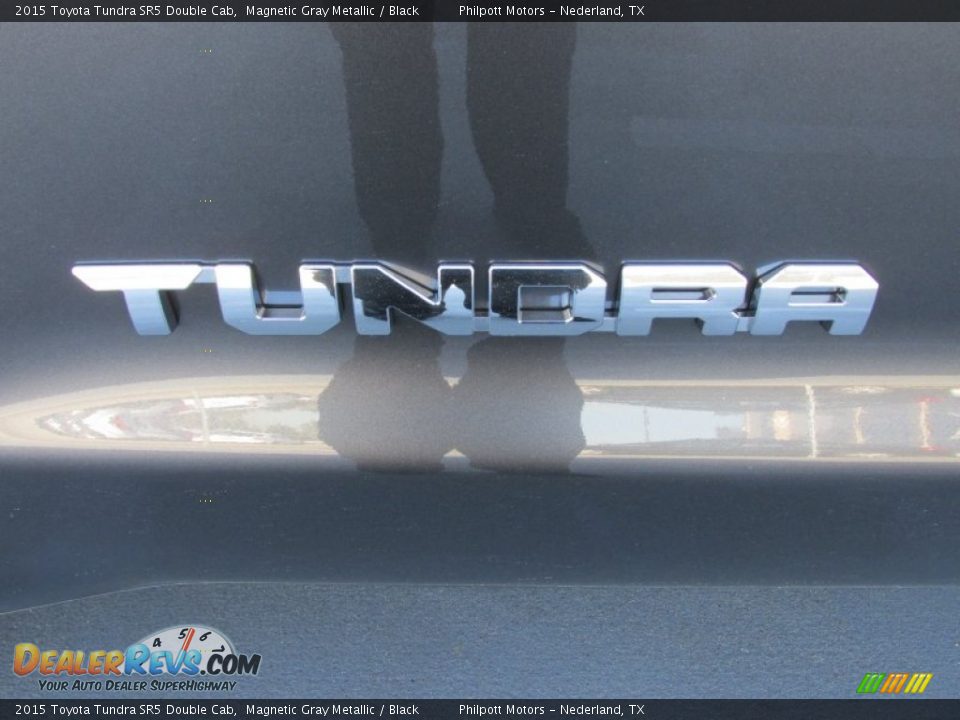 2015 Toyota Tundra SR5 Double Cab Magnetic Gray Metallic / Black Photo #13