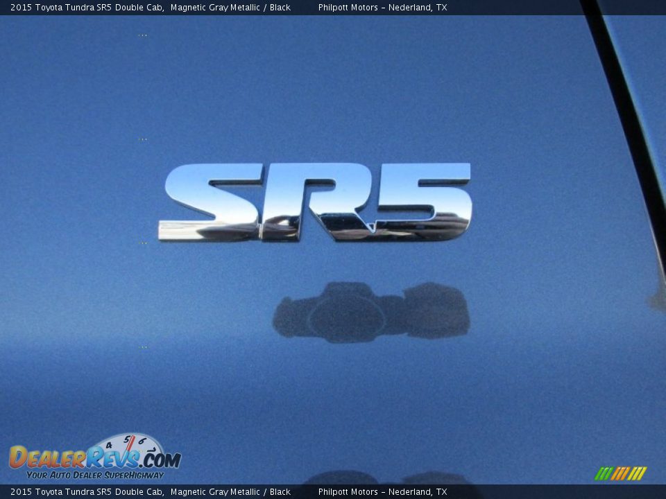 2015 Toyota Tundra SR5 Double Cab Magnetic Gray Metallic / Black Photo #14