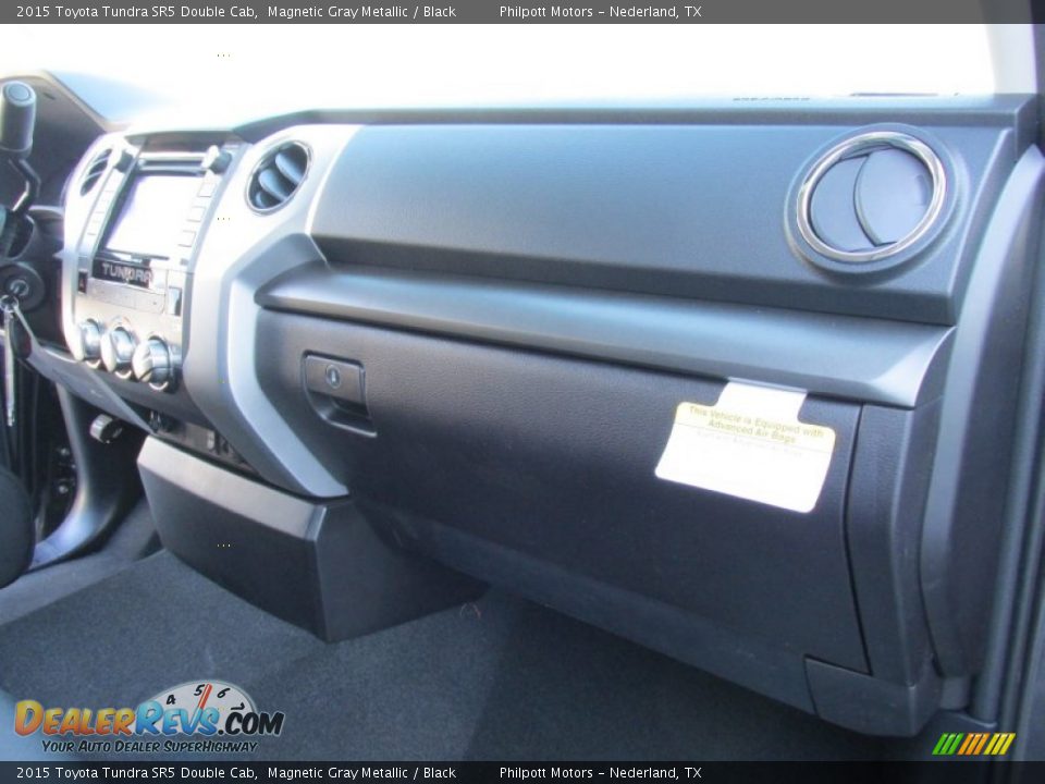 2015 Toyota Tundra SR5 Double Cab Magnetic Gray Metallic / Black Photo #16