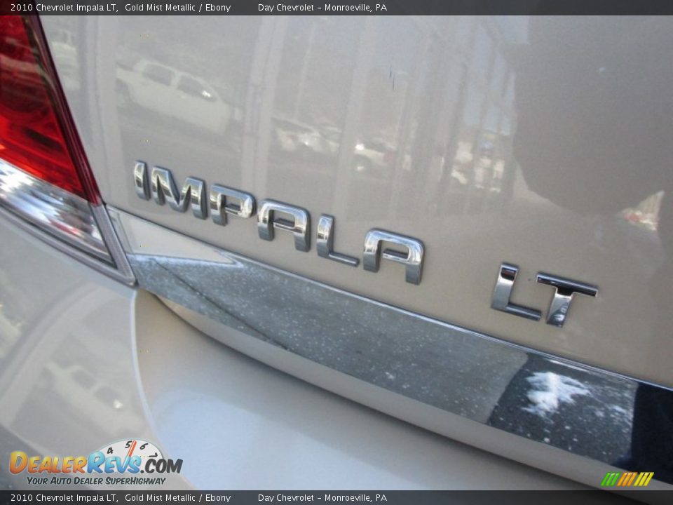 2010 Chevrolet Impala LT Gold Mist Metallic / Ebony Photo #7