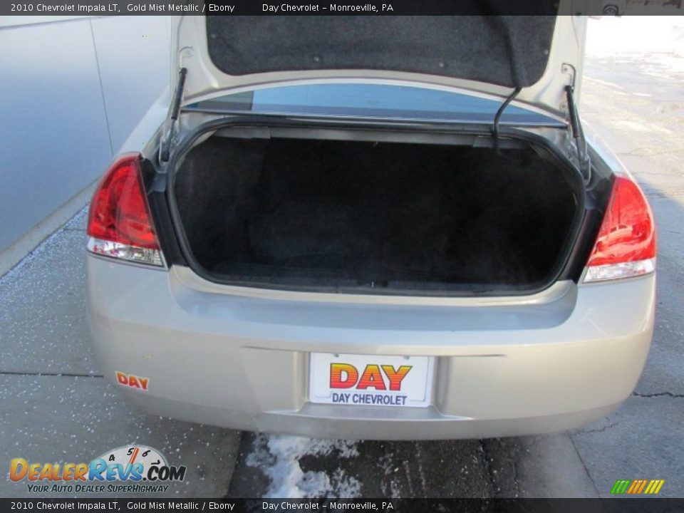 2010 Chevrolet Impala LT Gold Mist Metallic / Ebony Photo #17
