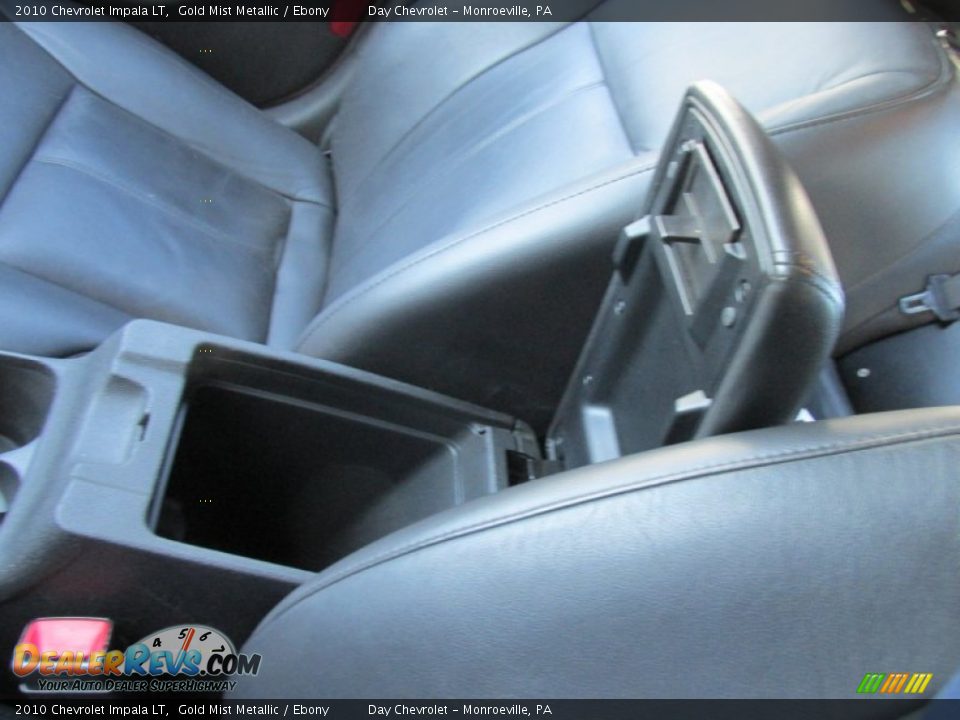 2010 Chevrolet Impala LT Gold Mist Metallic / Ebony Photo #25