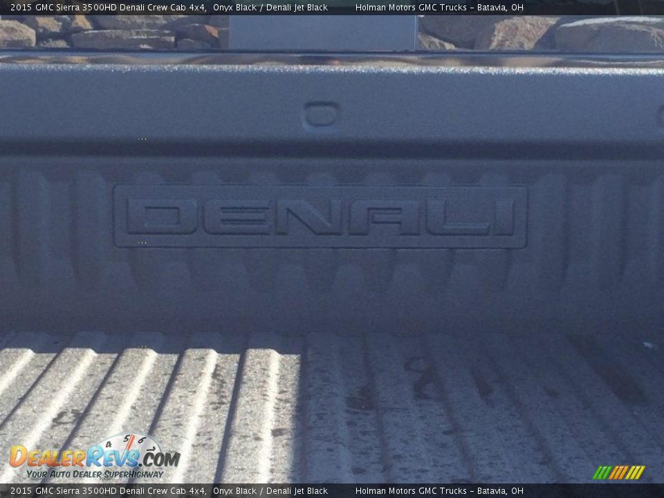 2015 GMC Sierra 3500HD Denali Crew Cab 4x4 Onyx Black / Denali Jet Black Photo #32