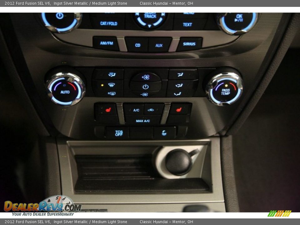 2012 Ford Fusion SEL V6 Ingot Silver Metallic / Medium Light Stone Photo #11