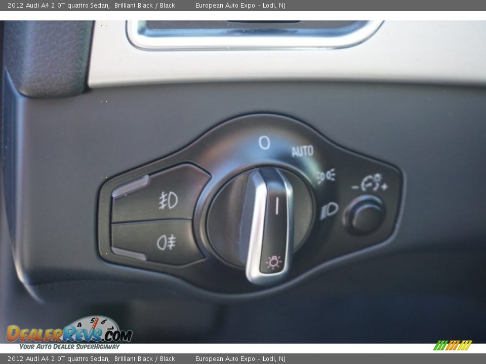 2012 Audi A4 2.0T quattro Sedan Brilliant Black / Black Photo #21
