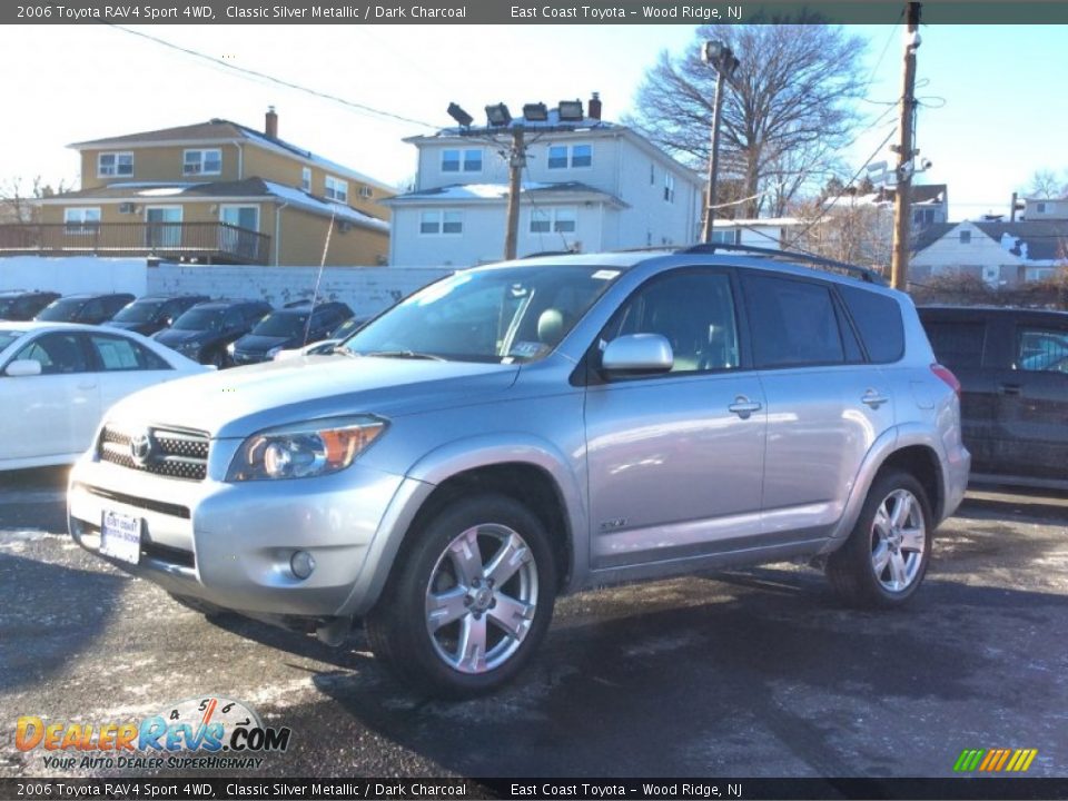 Front 3/4 View of 2006 Toyota RAV4 Sport 4WD Photo #7
