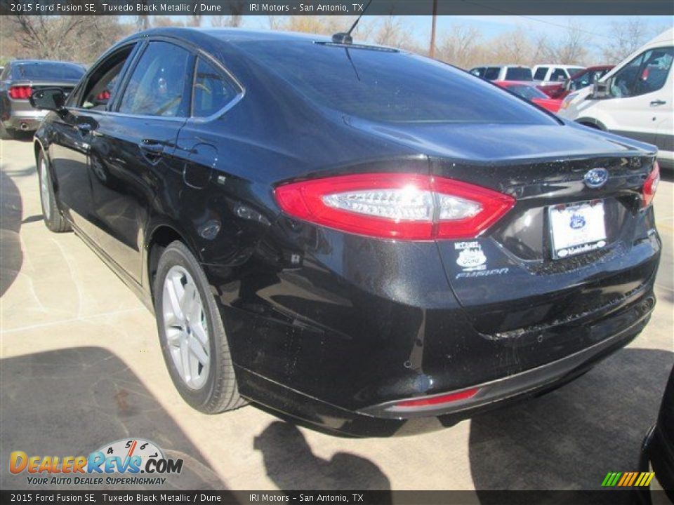 2015 Ford Fusion SE Tuxedo Black Metallic / Dune Photo #10