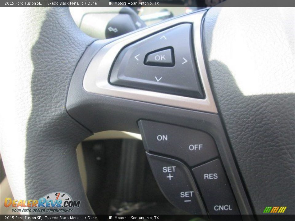 2015 Ford Fusion SE Tuxedo Black Metallic / Dune Photo #27