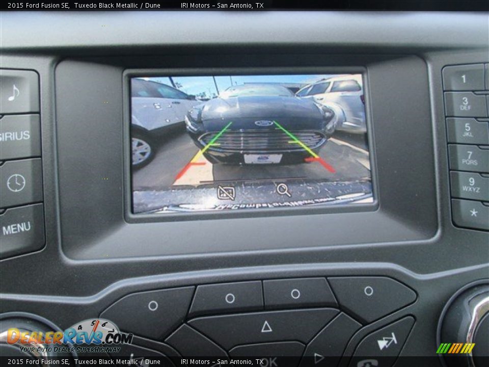 2015 Ford Fusion SE Tuxedo Black Metallic / Dune Photo #30