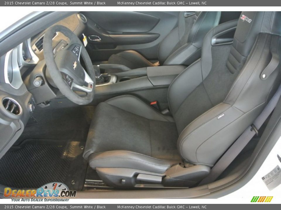 Black Interior - 2015 Chevrolet Camaro Z/28 Coupe Photo #11