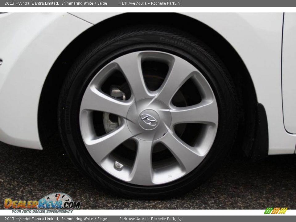 2013 Hyundai Elantra Limited Shimmering White / Beige Photo #33