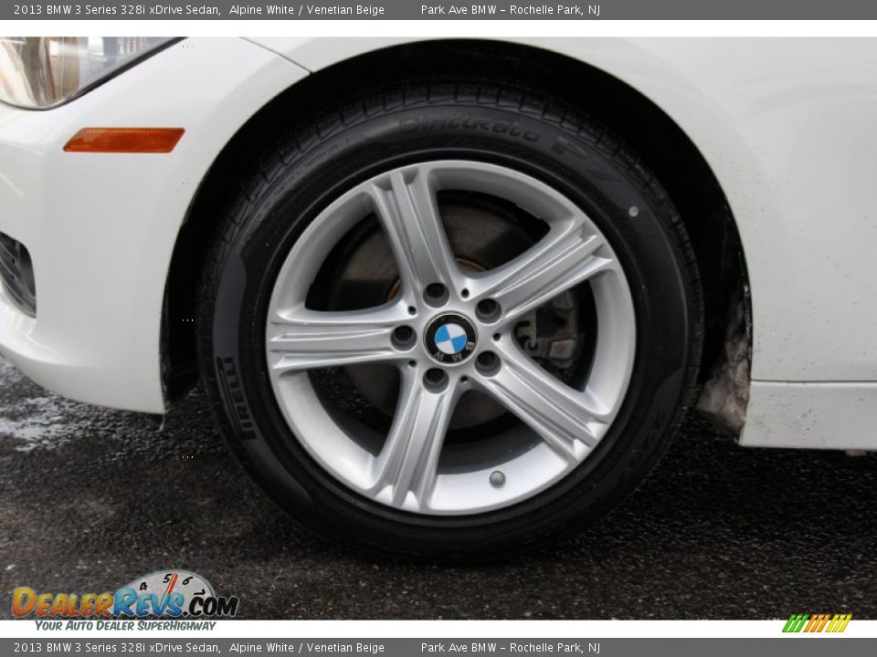2013 BMW 3 Series 328i xDrive Sedan Alpine White / Venetian Beige Photo #31