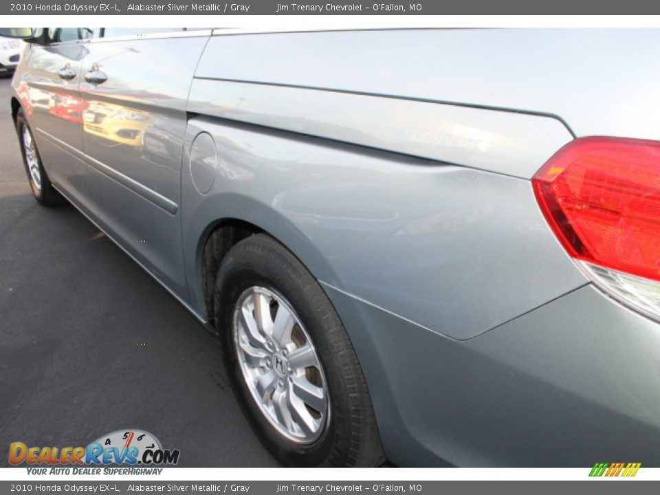 2010 Honda Odyssey EX-L Alabaster Silver Metallic / Gray Photo #4